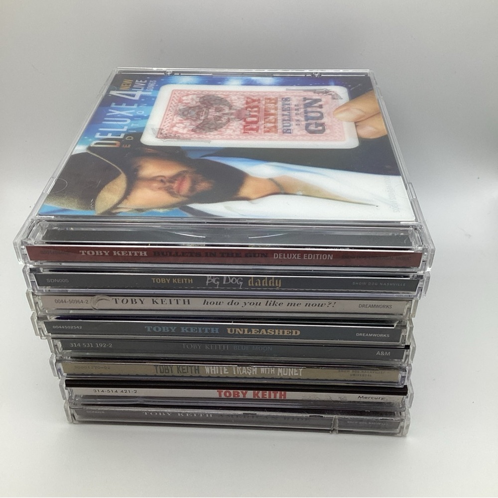 Toby Keith 8 CD LOT: Bullets In The Gun Deluxe , Unleashed , Big Dog Daddy etc